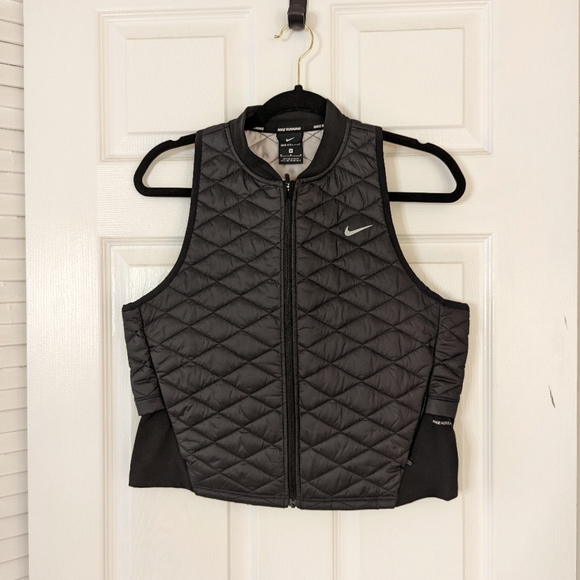 Nike Jackets & Blazers - Nike vest